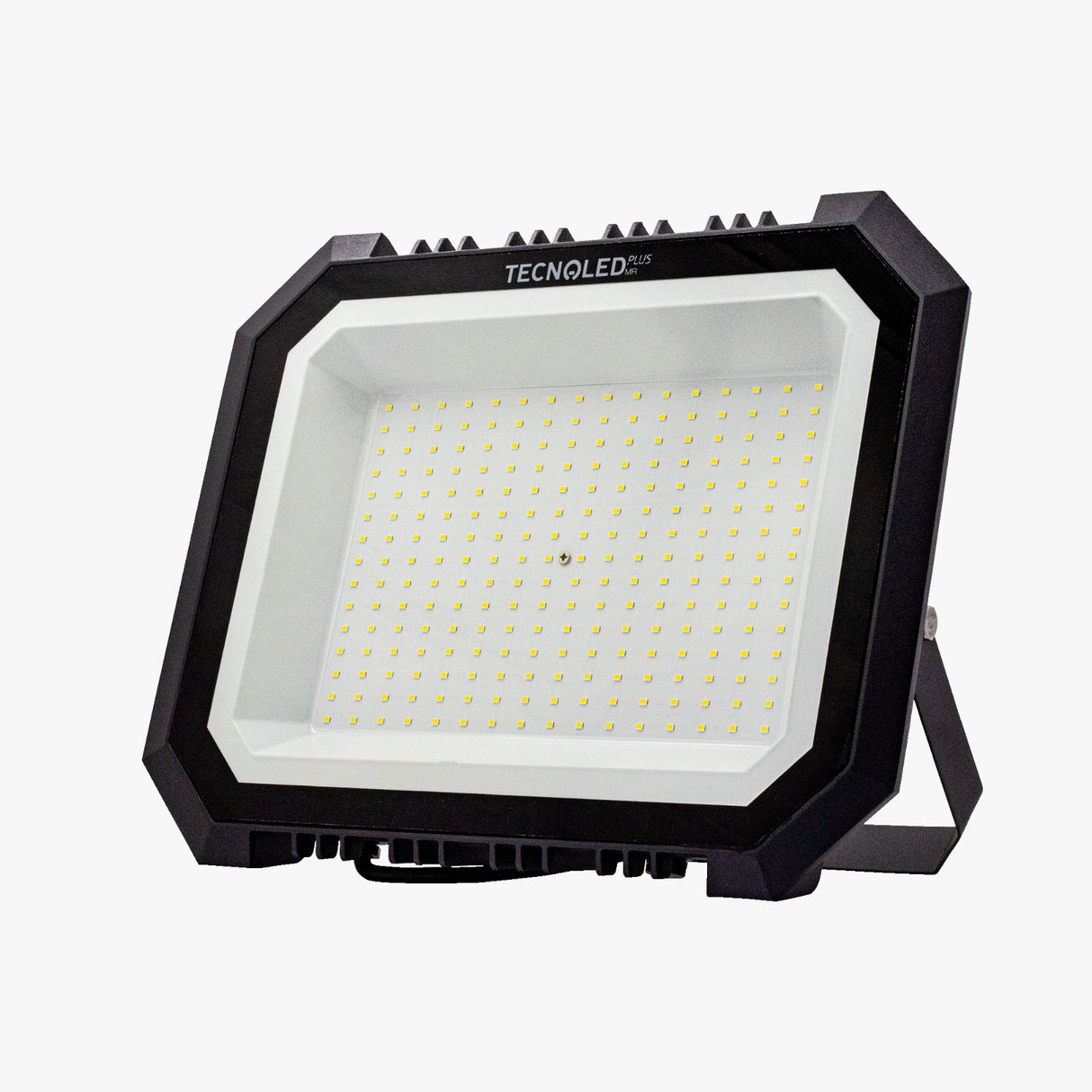 REFLECTOR LED- Iluminación potente y resistente para exteriores-RST