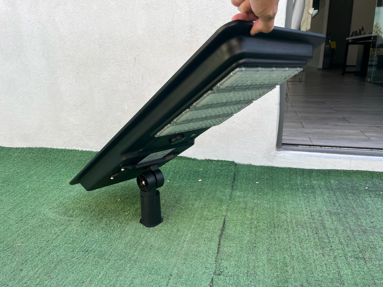 Luminaria Solar LED para Alumbrado Público – Iluminación Autónoma y Resistente IP65